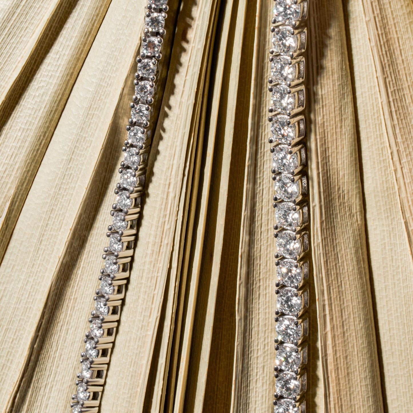 The Bold Moissanite Tennis Bracelet (4mm) - 18k Gold/Rhodium Plated